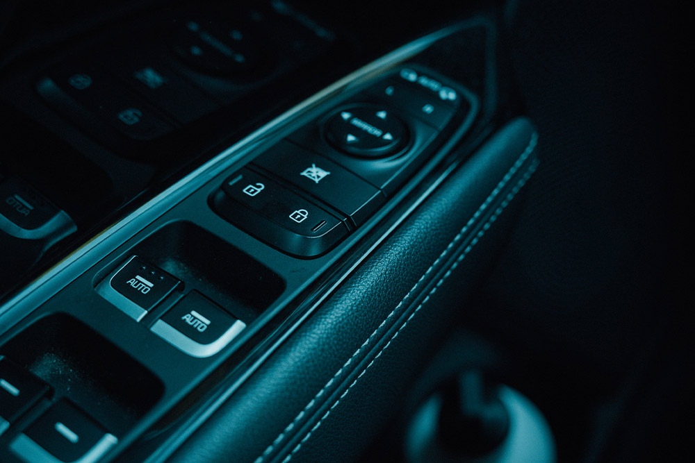 Revisión de la electrónica del coche en Vitoria